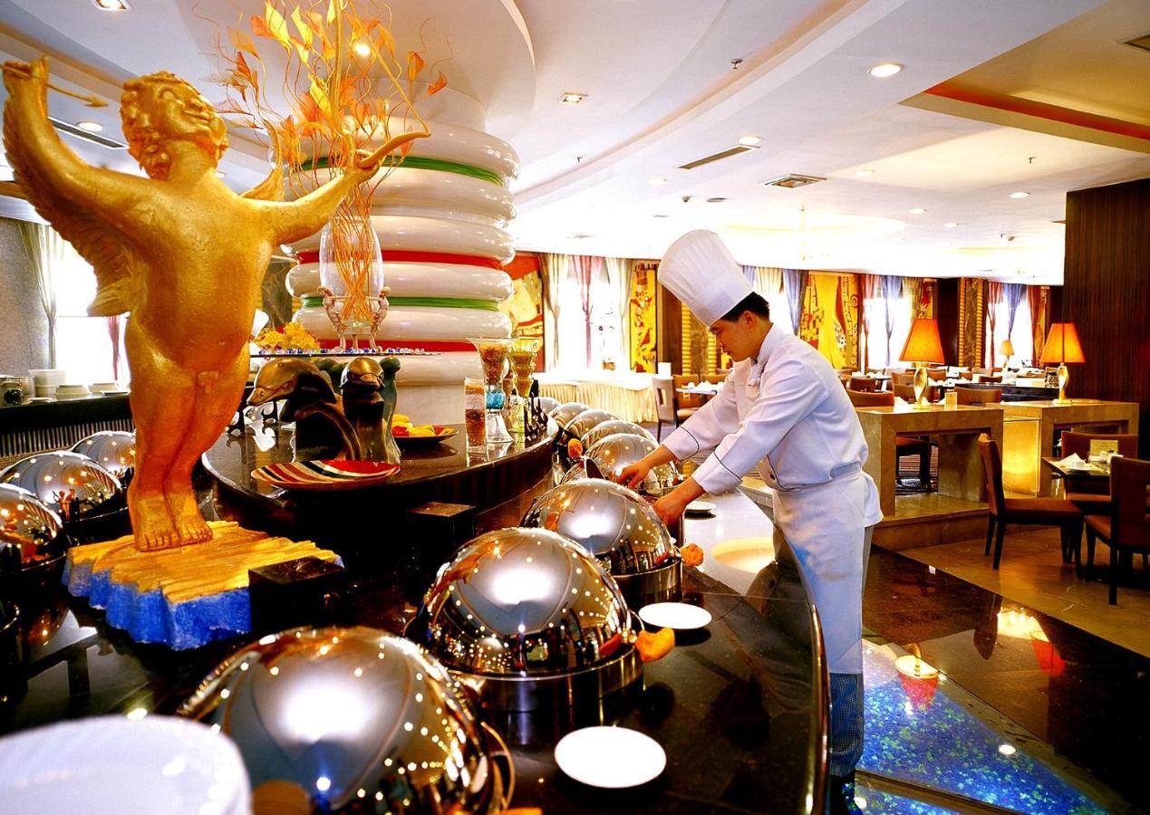 Royal International Hotel Ουρούμτσι Εξωτερικό φωτογραφία