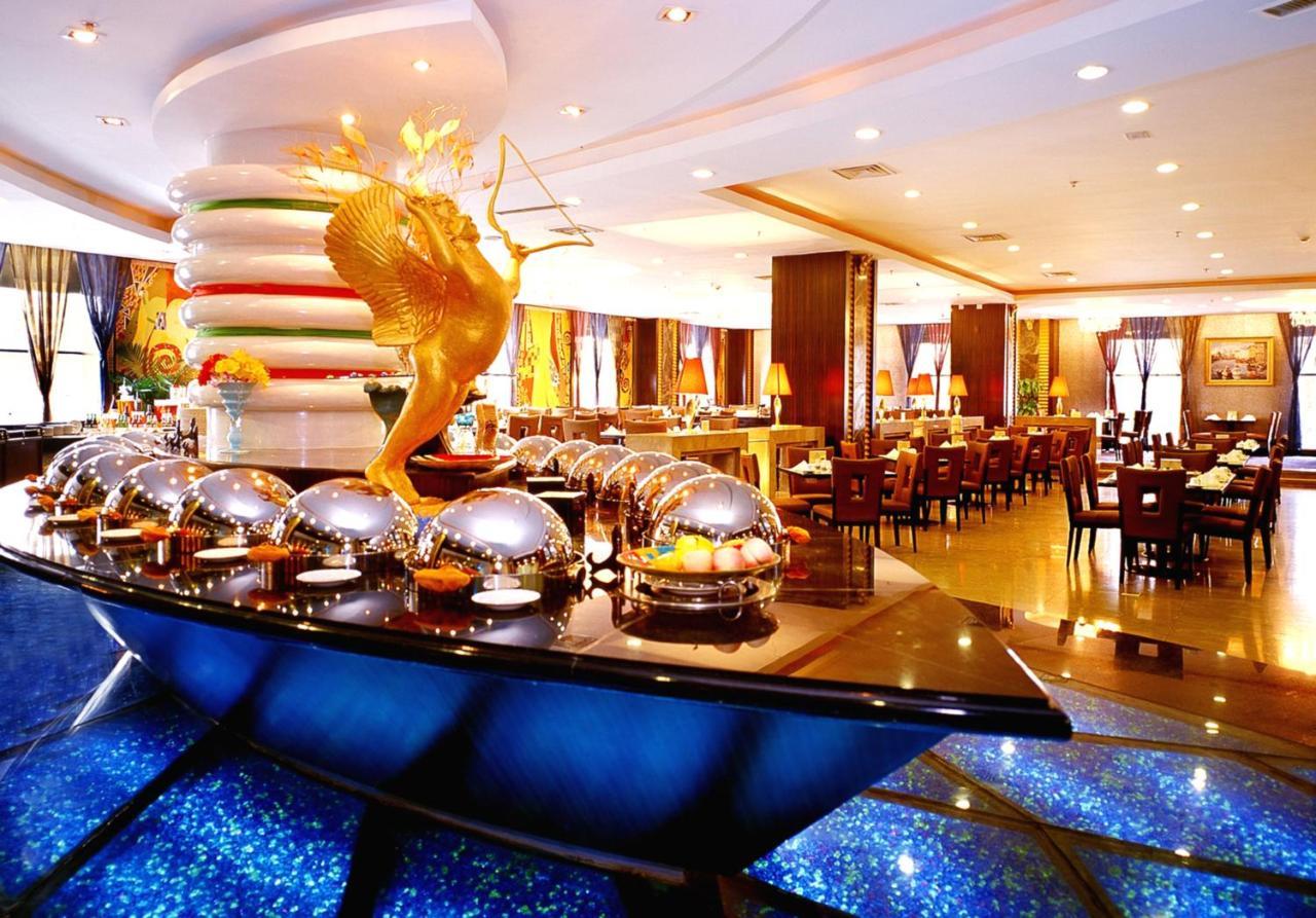 Royal International Hotel Ουρούμτσι Εξωτερικό φωτογραφία